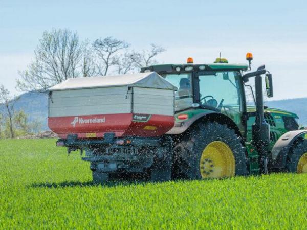 New Kverneland Spreader